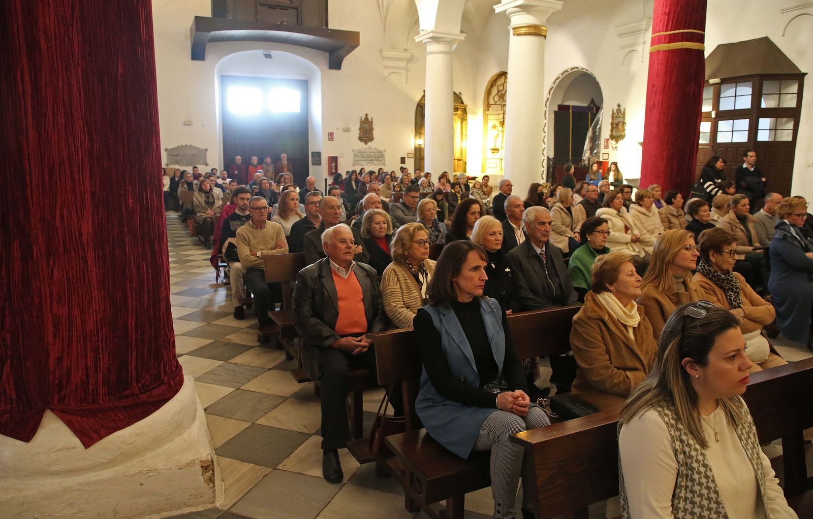 Fotos de la misa de despedida de la Virgen Santa María La Coronada en San Roque