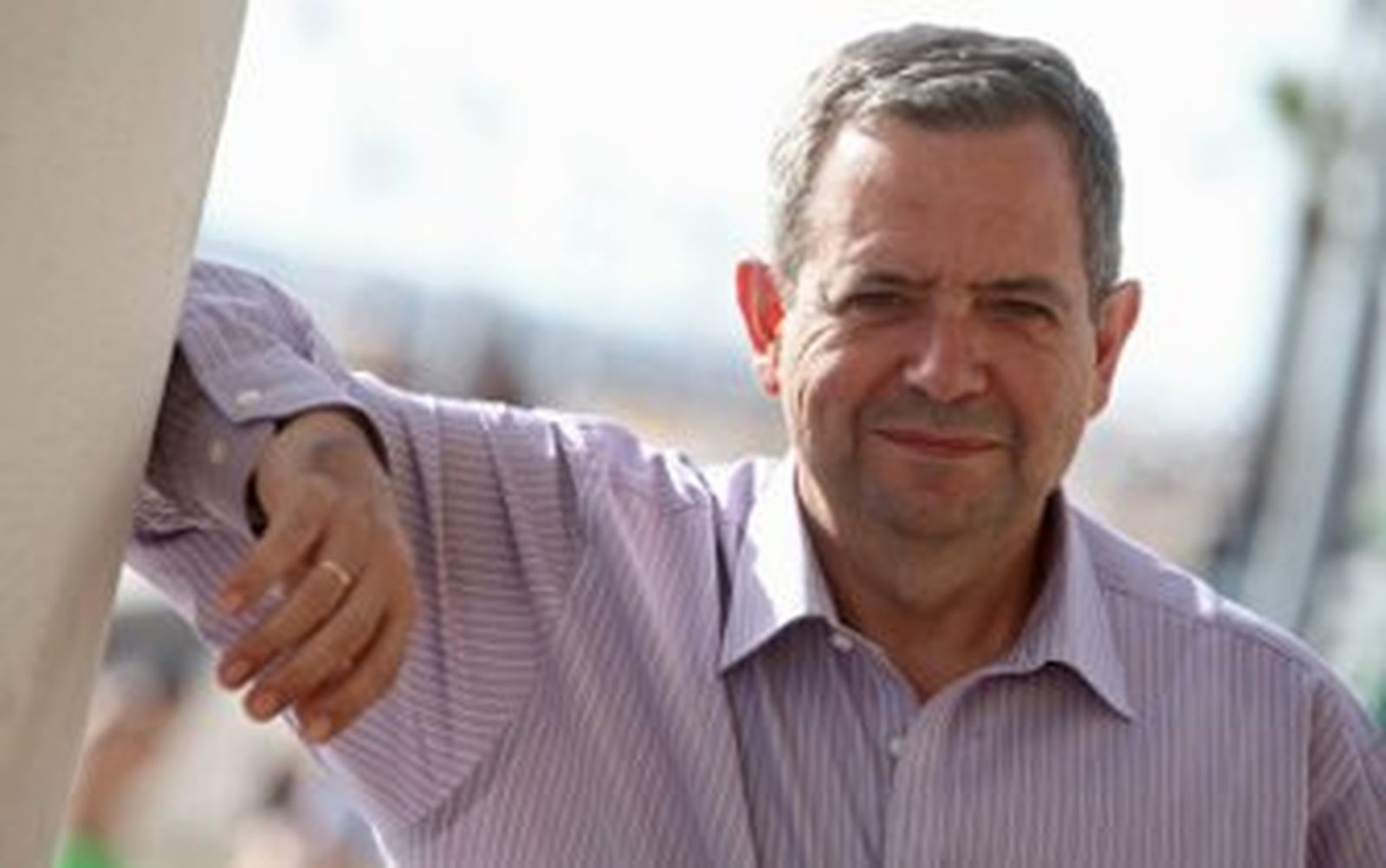 "La política me ha costado mucho dinero"