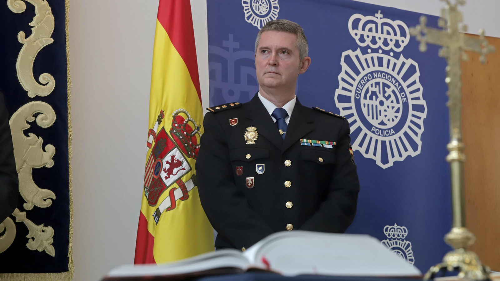 Francisco López Gordo jura el cargo de comisario de Algeciras.