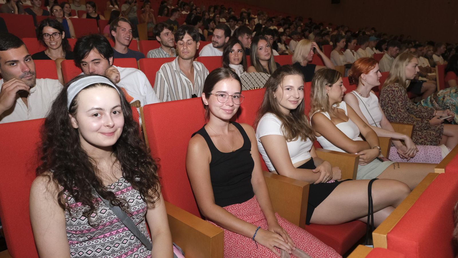Recepción a los estudiantes extranjeros en la Universidad de Almería-UAL, en imágenes