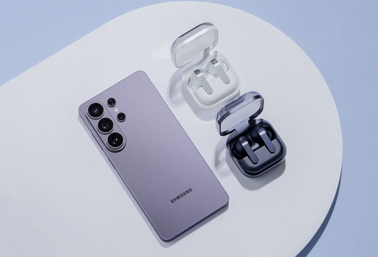 Samsung Galaxy S26 Ultra, auriculares Galaxy Buds 4 Pro