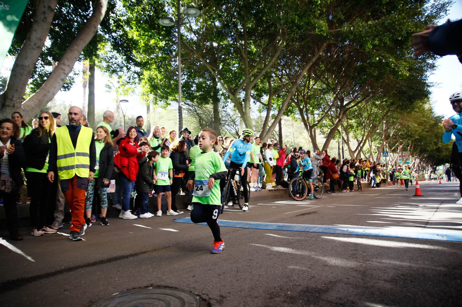 Imágenes de la Carrera contra el Cáncer de Almería