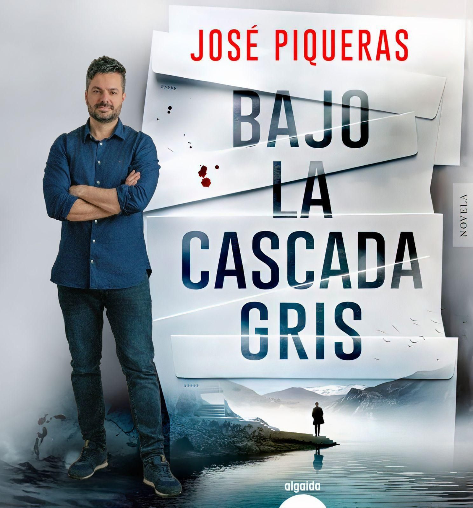 'Bajo la cascada gris'