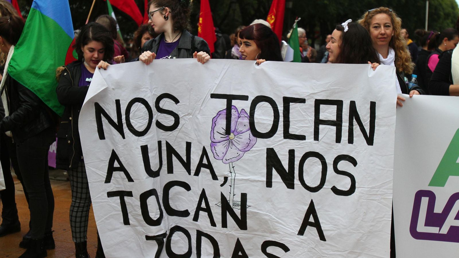 Los lemas hacían referencia a las agresiones hacia las mujeres.