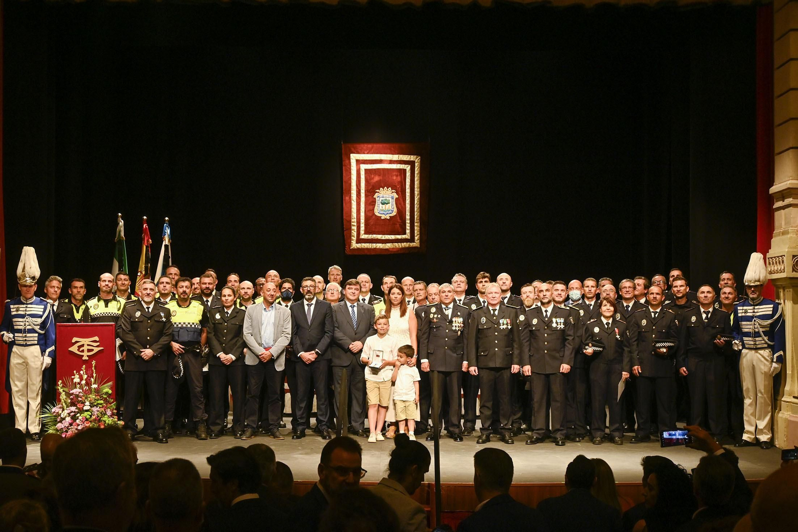 Imágenes del acto del Día de la Policía Local de Huelva