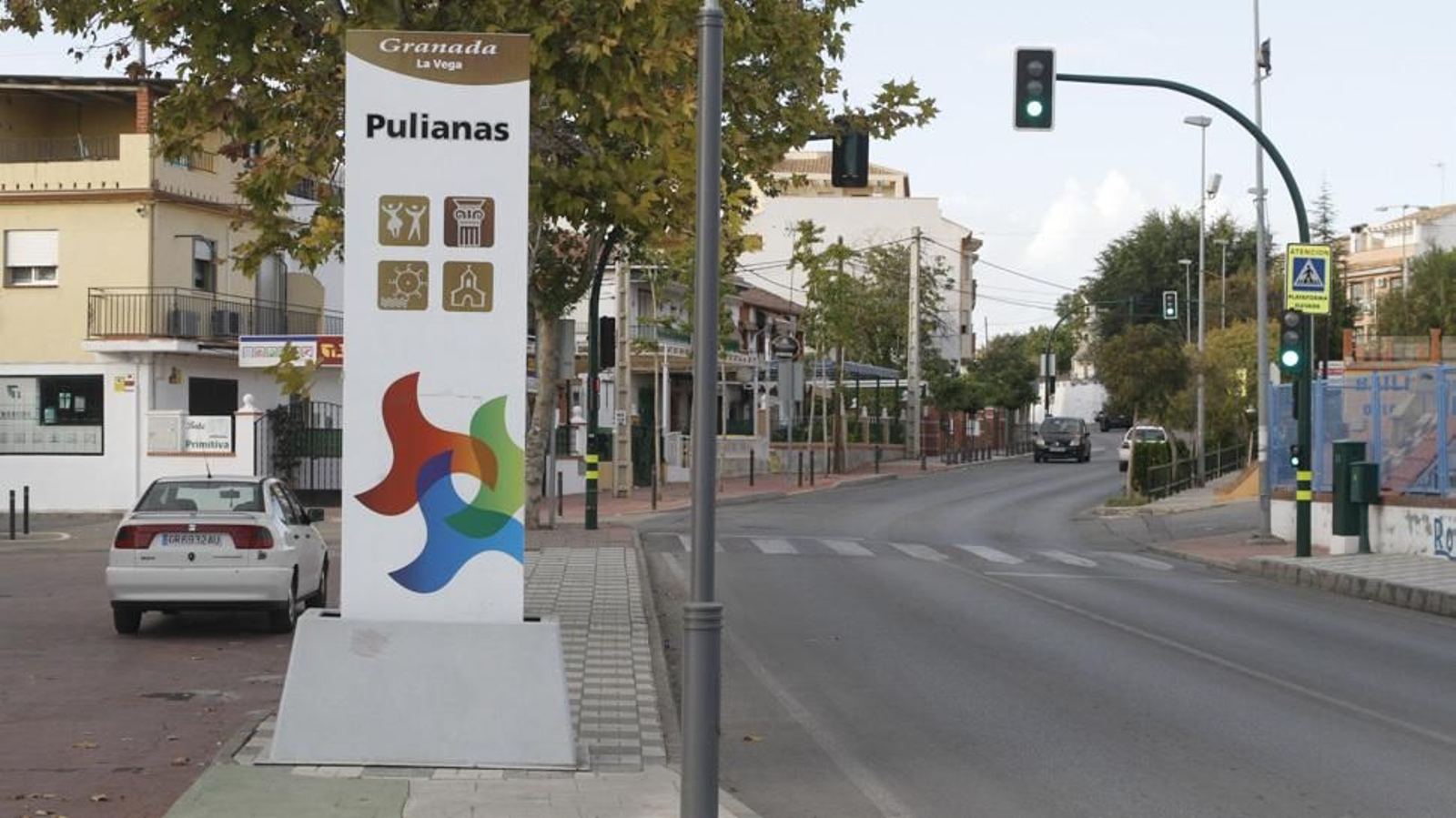 Entrada al municipo granadino de Pulianas.