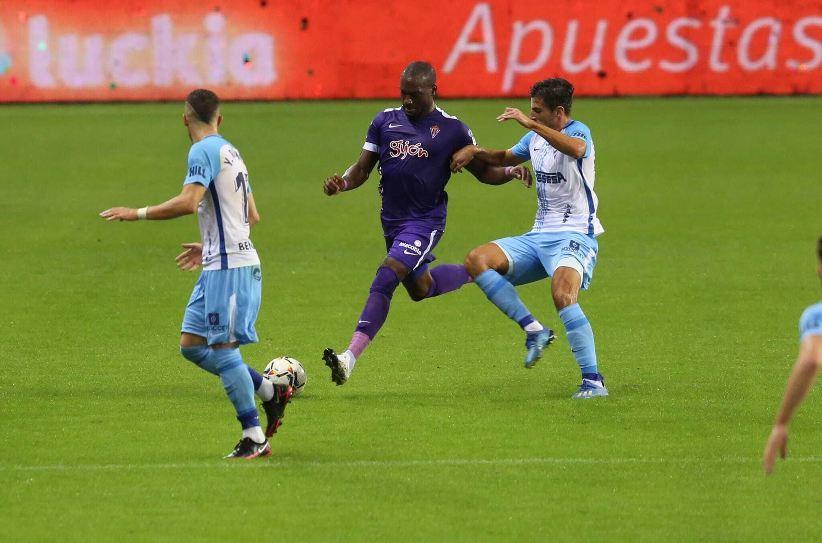 Las fotos del Málaga - Sporting de Gijón