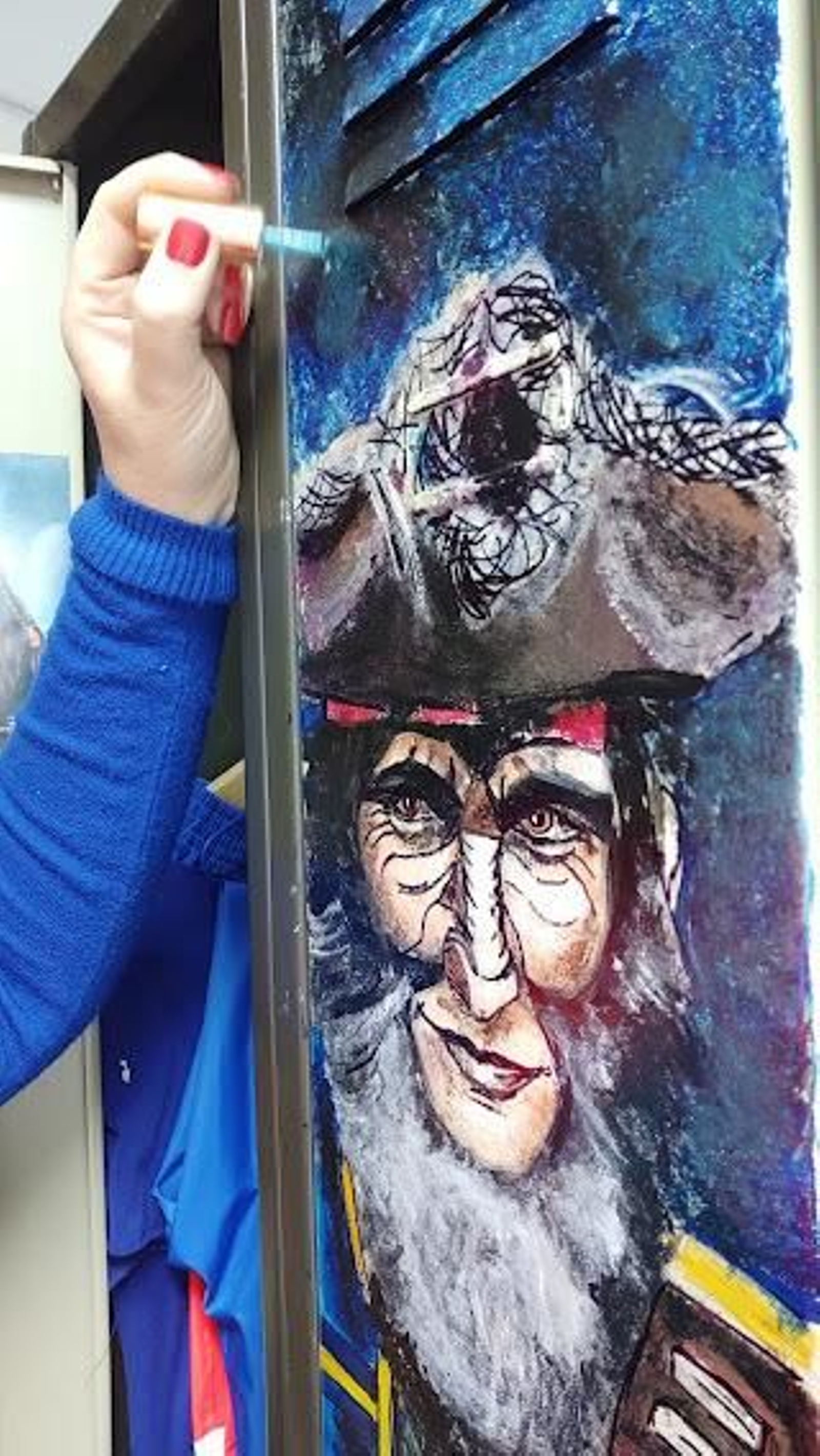 Las taquillas carnavaleras en esmalte de uñas de Nieves Pérez