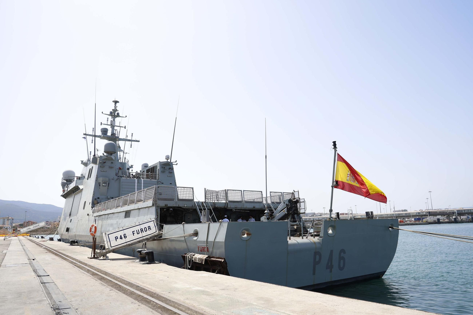 Las fotografías de la visita del buque de la Armada "Furor" al Puerto de Algeciras