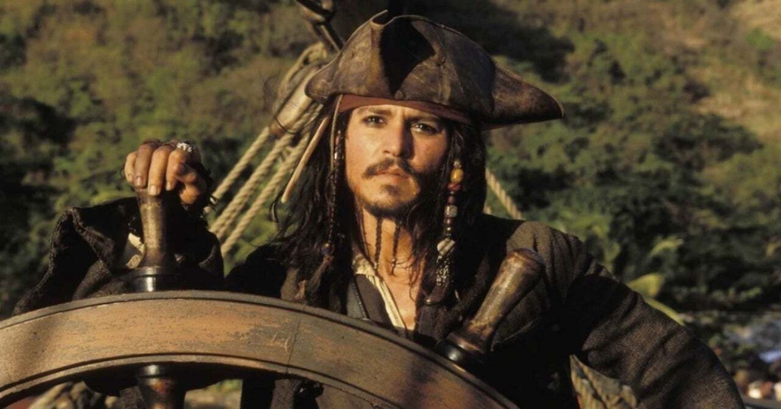 Johnny Depp como Jack Sparrow, encarnación posmoderna y algo pueril del pirata