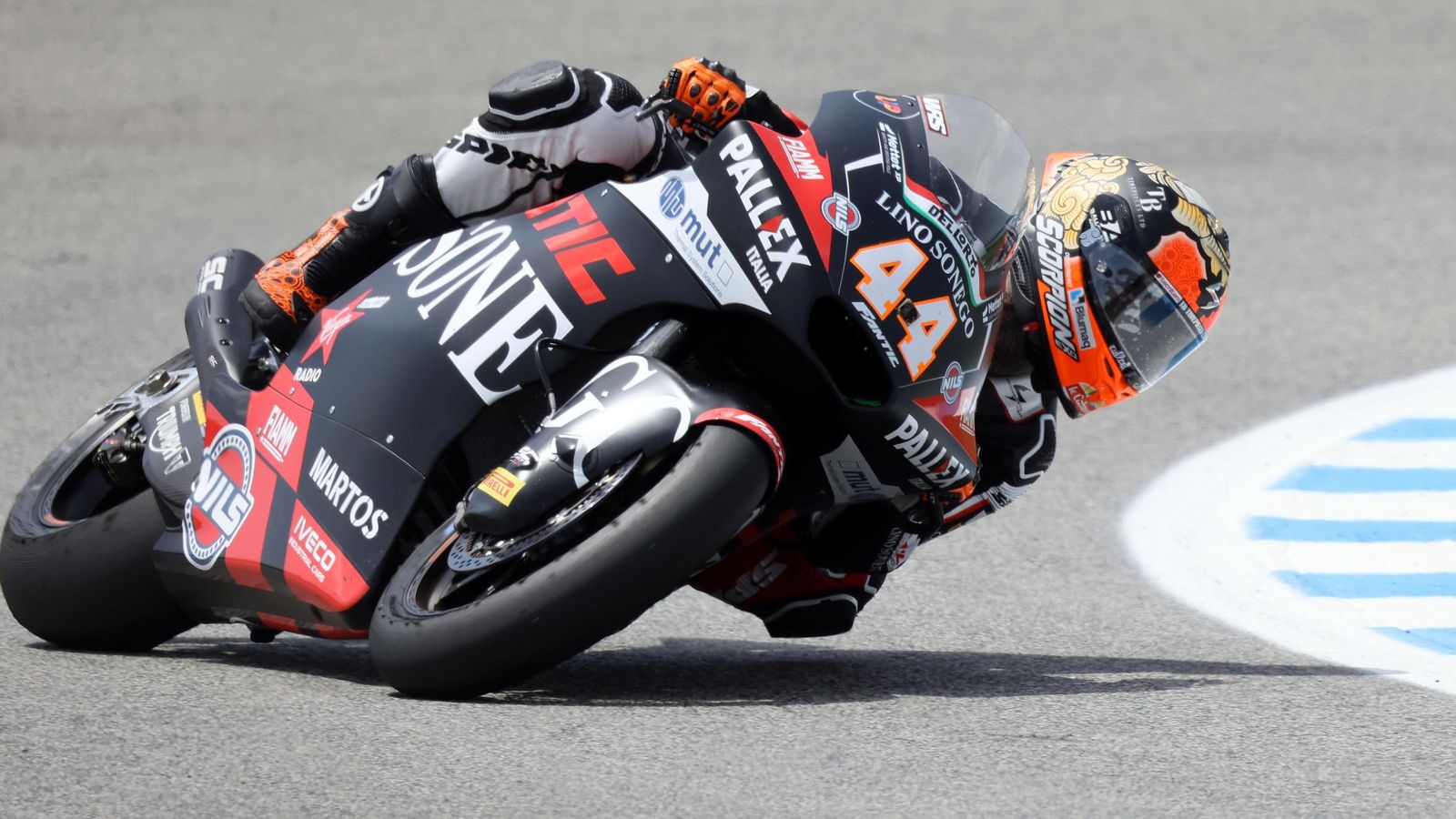 Imágenes de los entrenamientos de Moto2 del Viernes en Jerez