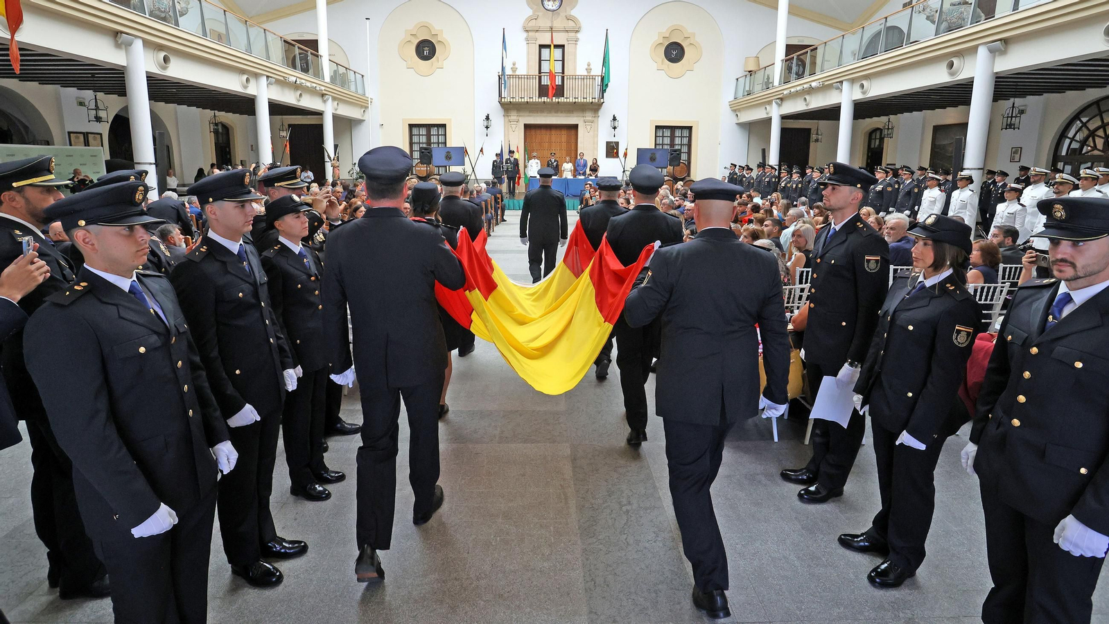 Imágenes del Día de la Policía Nacional en Jerez