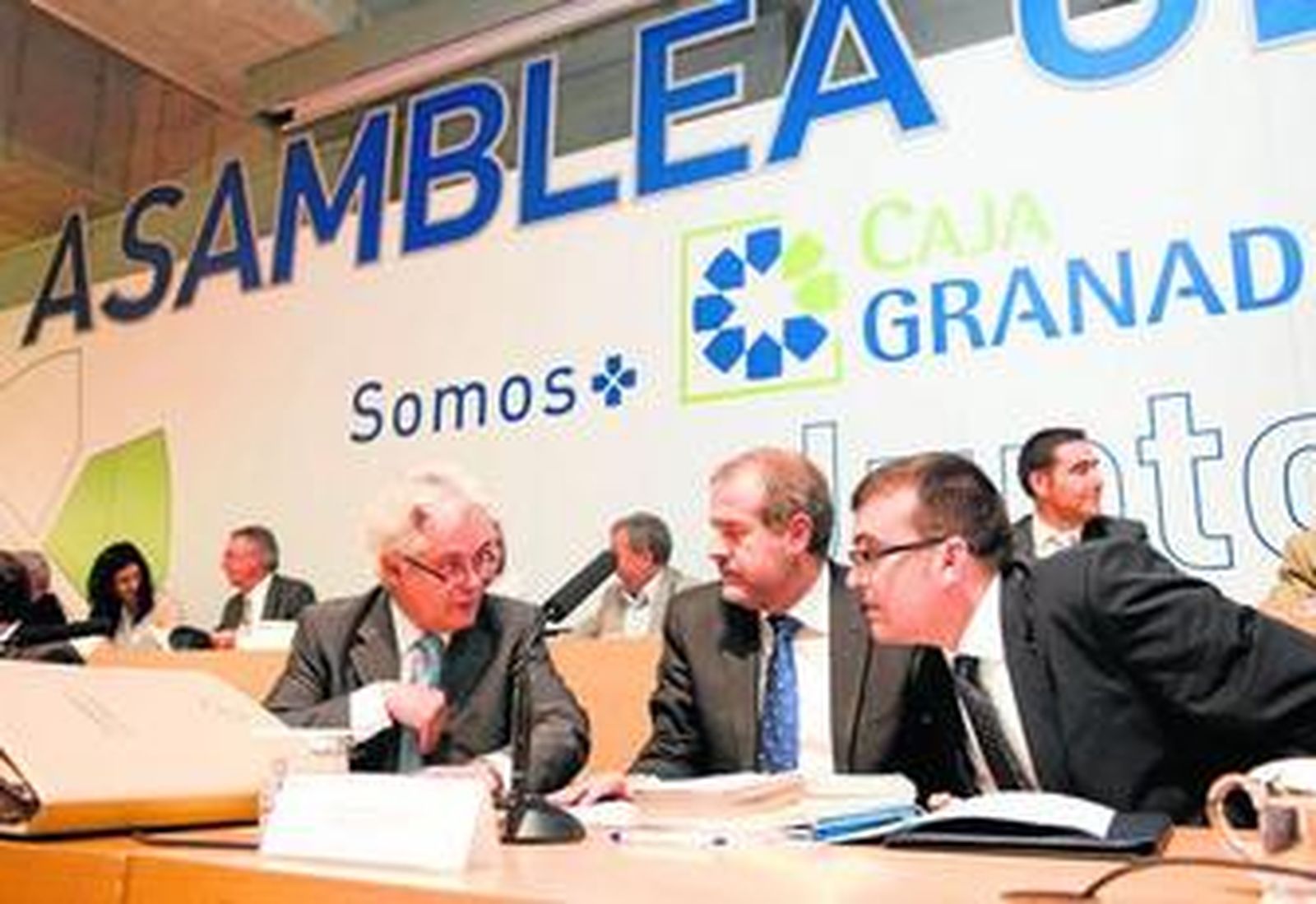 Jara, durante la asamblea celebrada ayer.