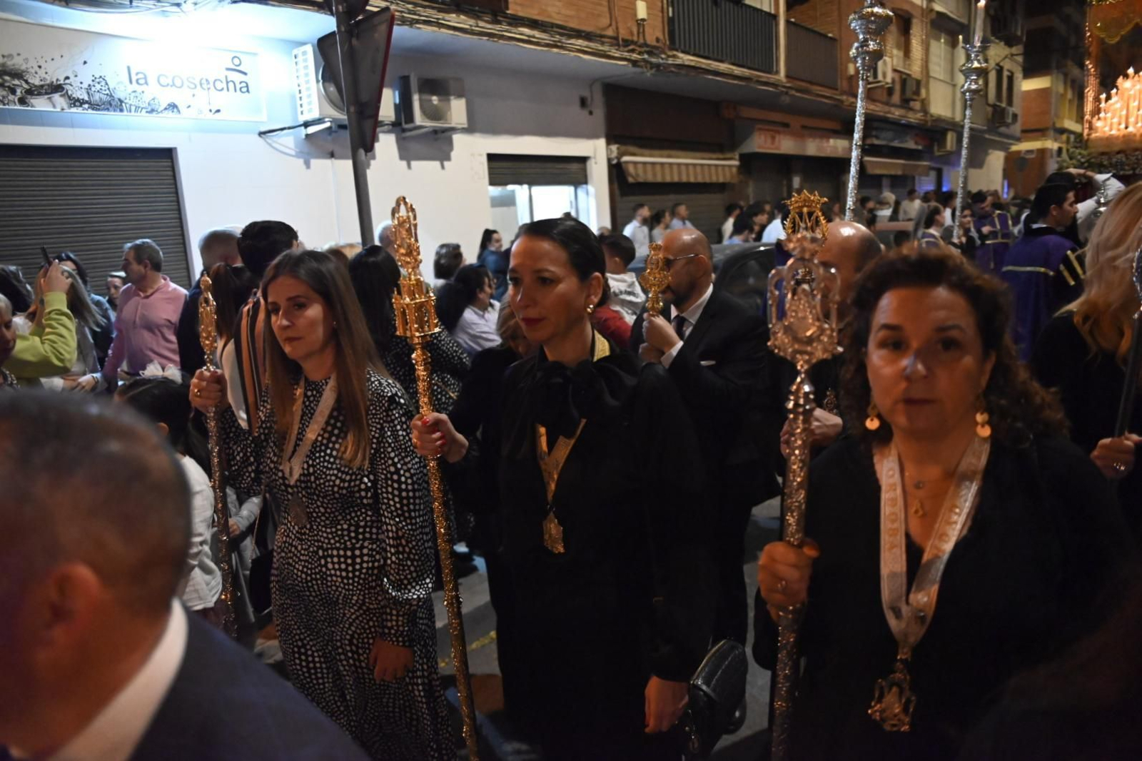 La procesión de la hermandad de la O de Córdoba en este Sábado de Pasión, en imágenes
