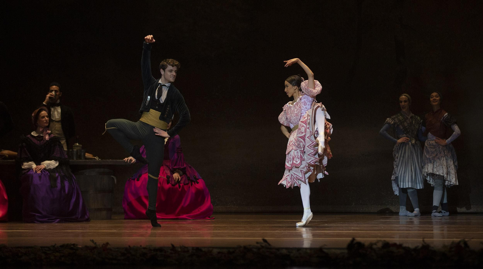 Las imágenes de 'Giselle' en el Teatro de la Maestranza