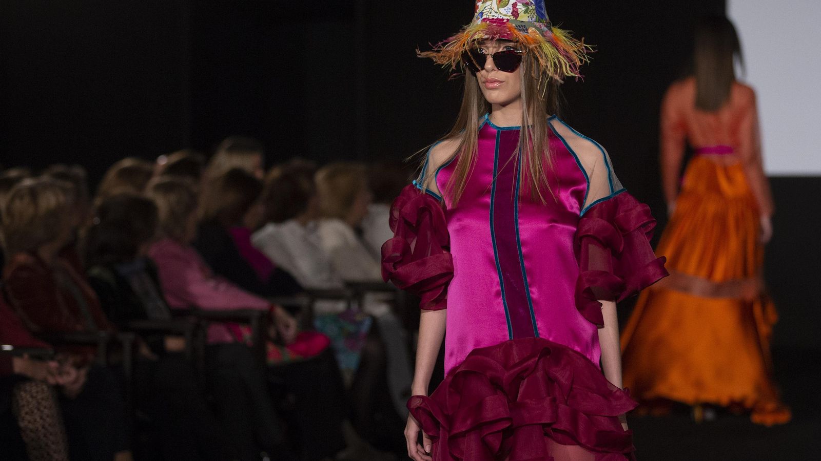 El color fucsia, una de la apuestas de la colección de Victorio & Lucchino.