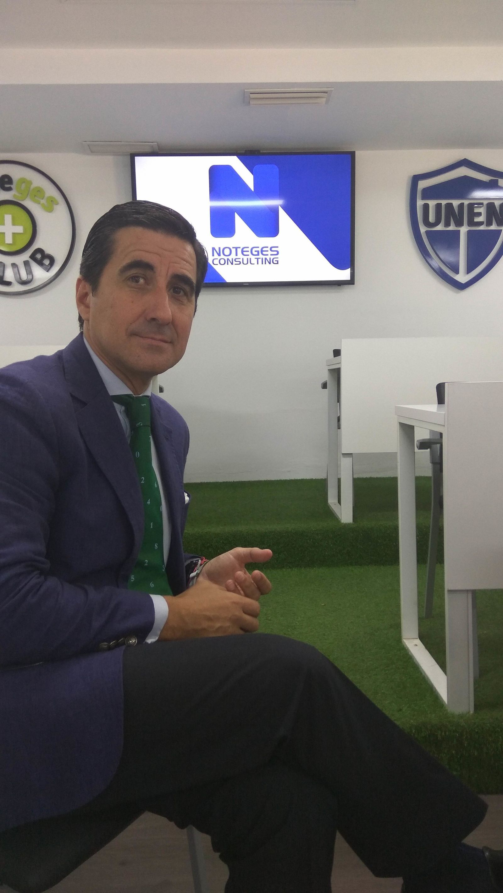 José Cepero, ayer en Sevilla, en la sede de Noteges Consulting, donde mantuvo un encuentro con su red de profesionales.