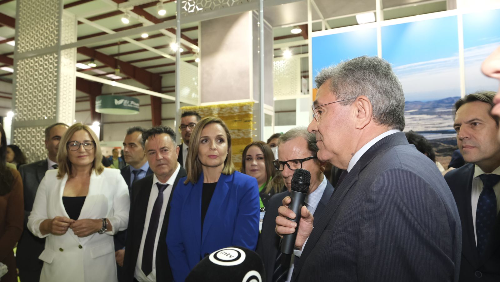 Imágenes del primer día de Expolevante Níjar.