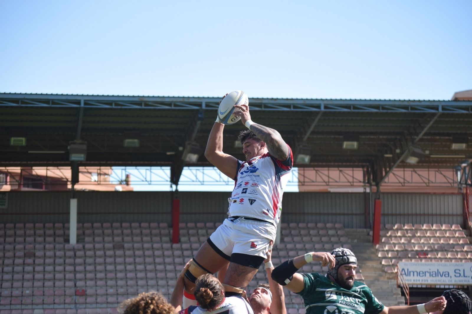 Primera defensa de liderato de URA en categoría nacional
