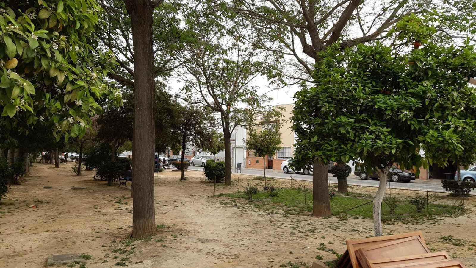 El parque en el que se ha proyectado la construcción de la Estación de Bombeo de Aguas Residuales, muy cercano a viviendas.