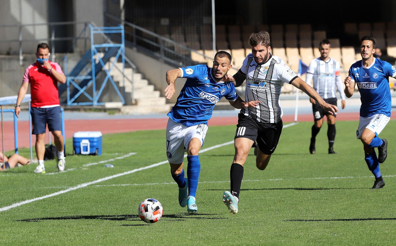 Imágenes del derbi Xerez DFC - Xerez CD