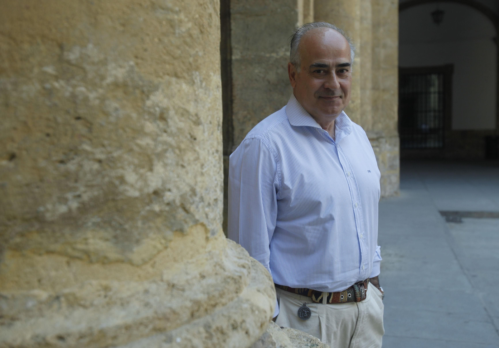 Díaz del Olmo, en la antigua Fábrica de Tabacos, durante un momento de la entrevista.