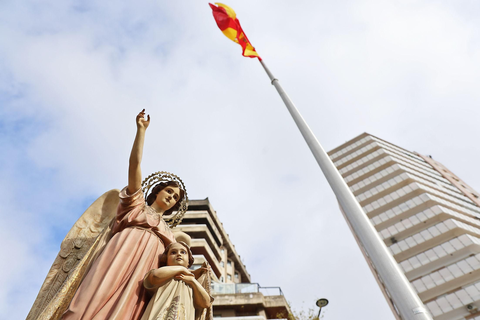 Imágenes del homenaje a a la Policía Nacional en su 201 aniversario