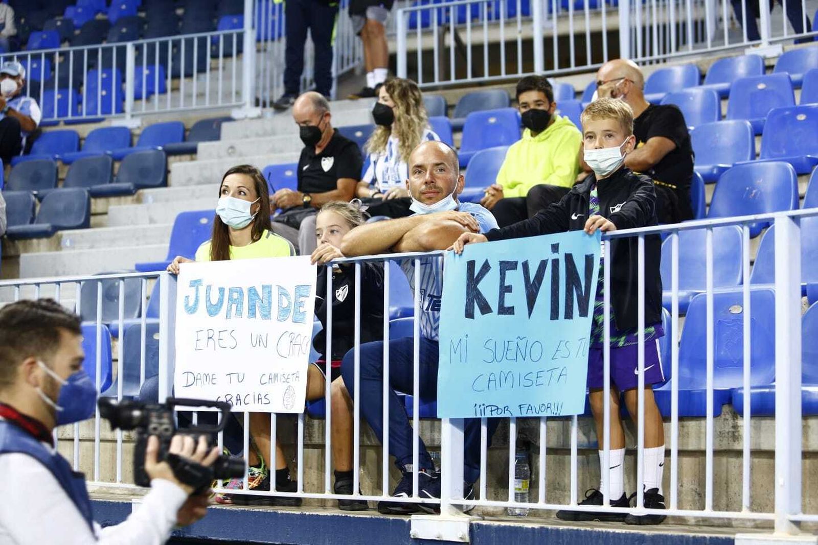 Galería: Calentamiento del Málaga CF - Zaragoza