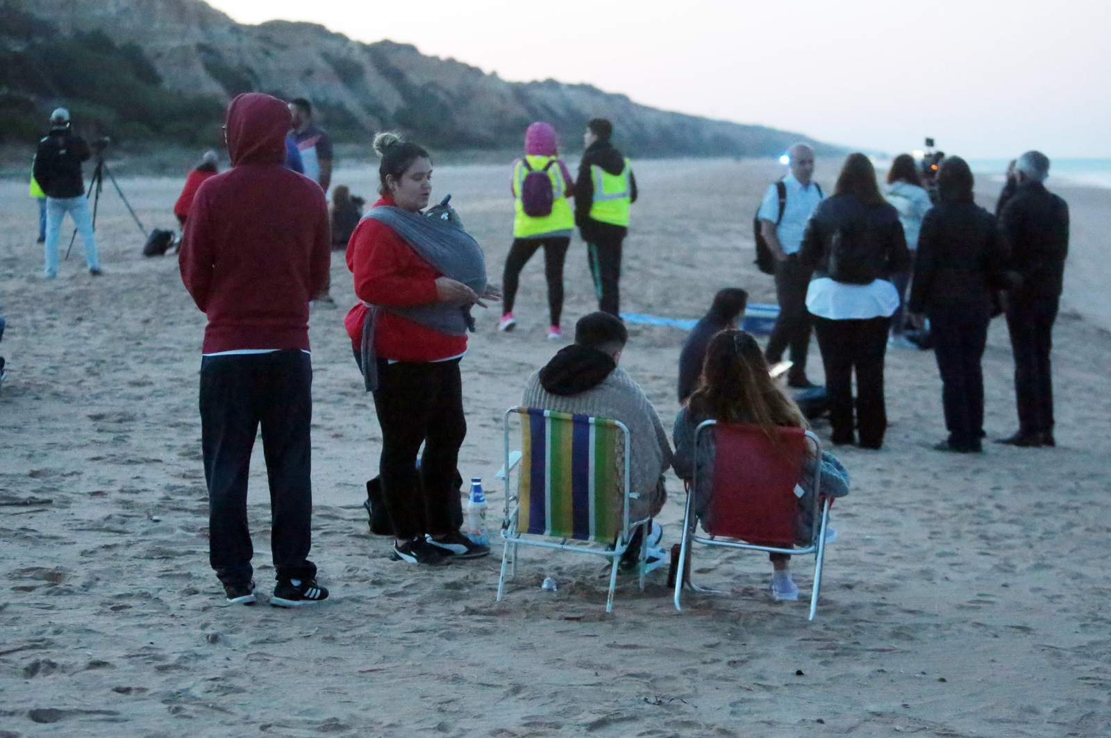 Imágenes del ambiente para ver el lanzamiento del cohete Miura 1