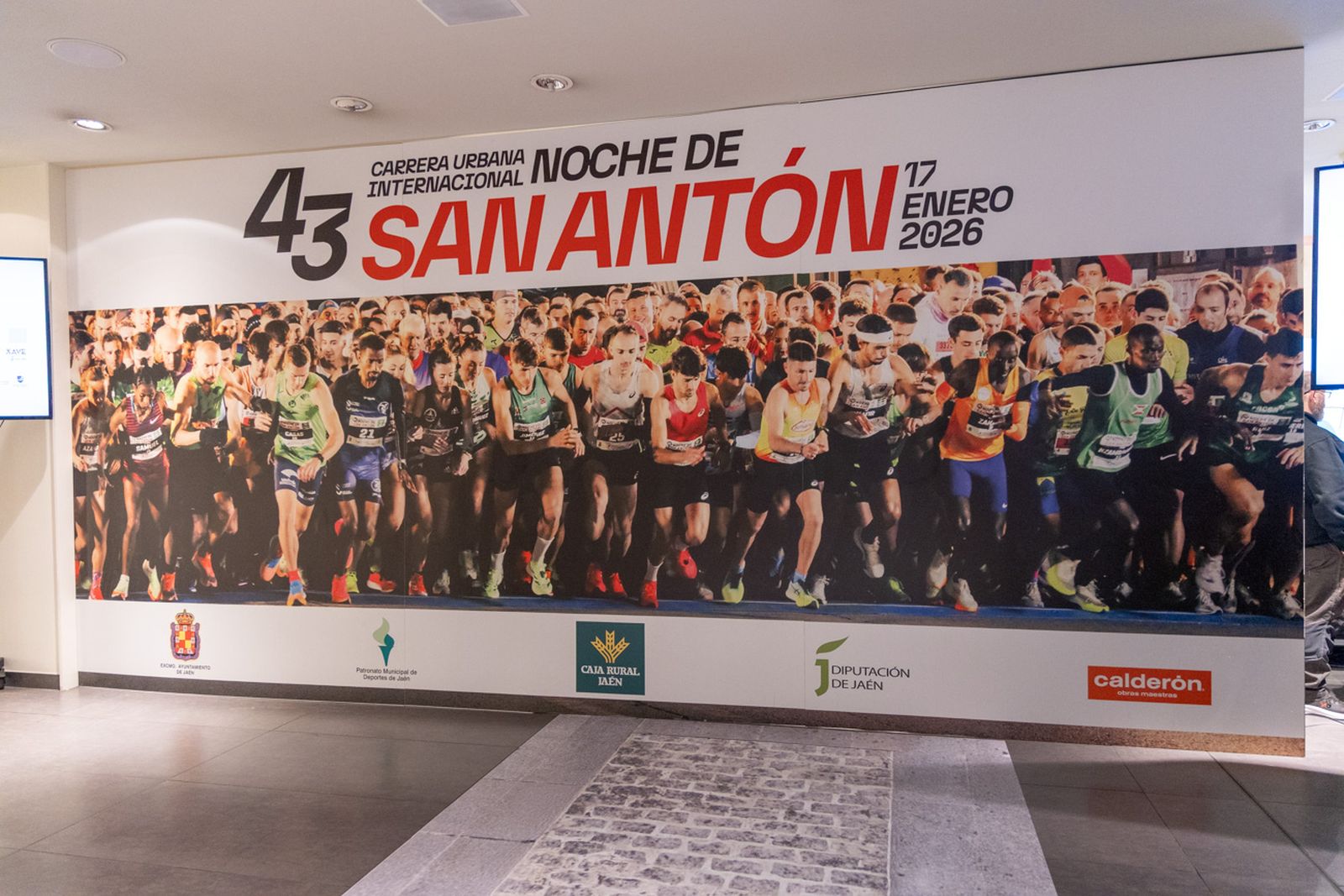 Presentación de la XLIII Carrera Urbana Internacional Noche de San Antón
