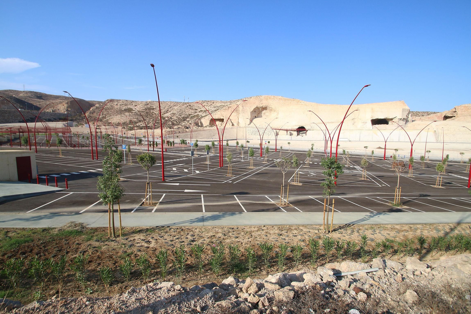 Terrenos donde se ubicará el proyecto de IKEA cuyo entorno está urbanizado desde 2019