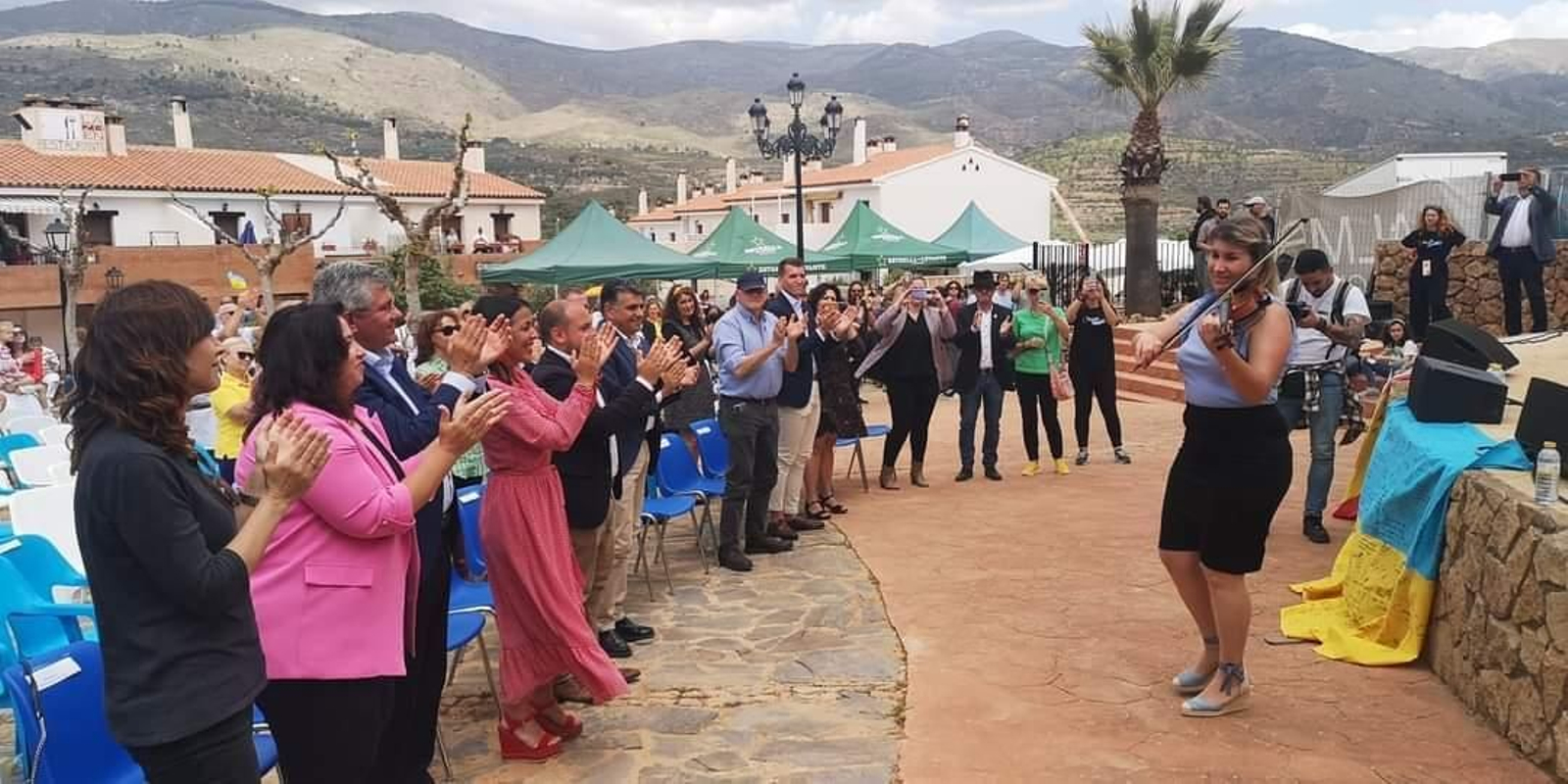 'Pueblos unidos por la paz: Ucrania en el corazón de la Alpujarra'