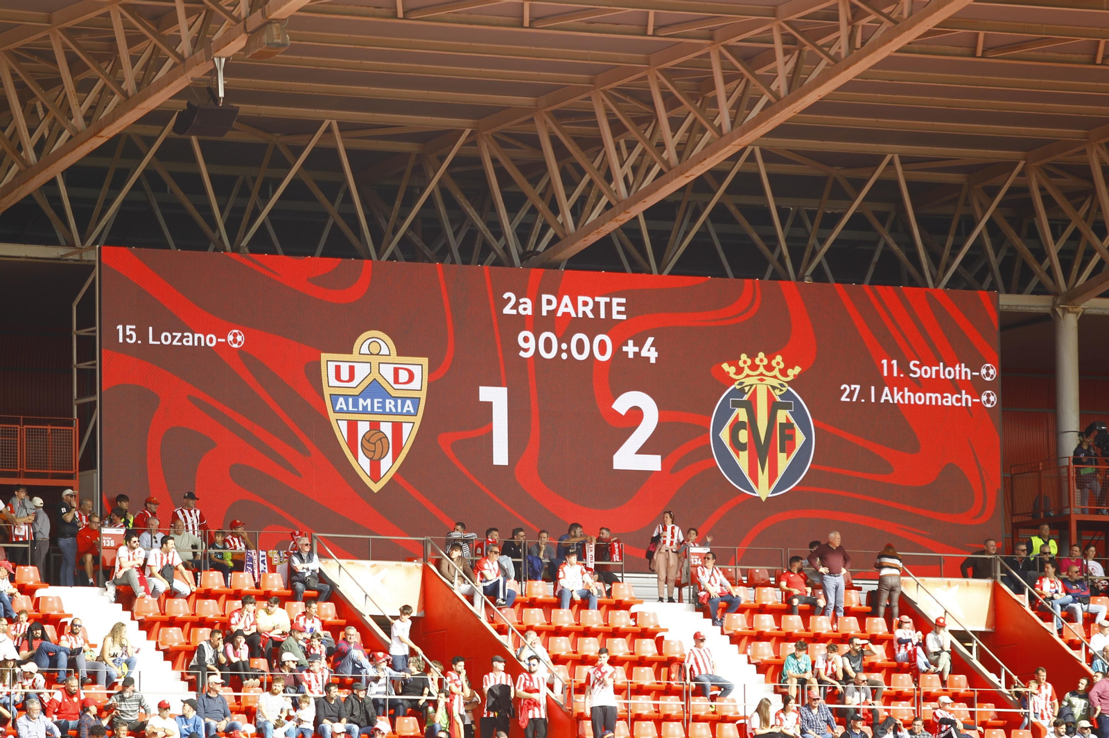 Las mejores imágenes del partido de fútbol U.D. Almería-Villarreal C.F.