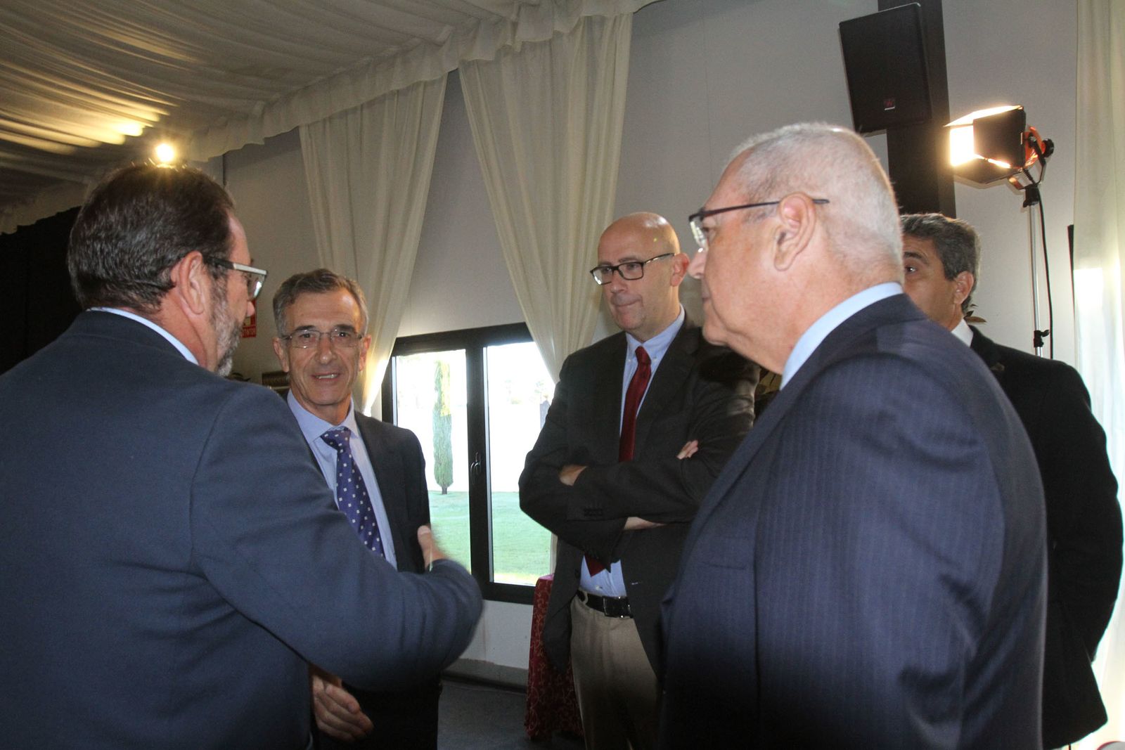 Imágenes del Desayuno Informativo del Grupo Joly con Javier Targhetta