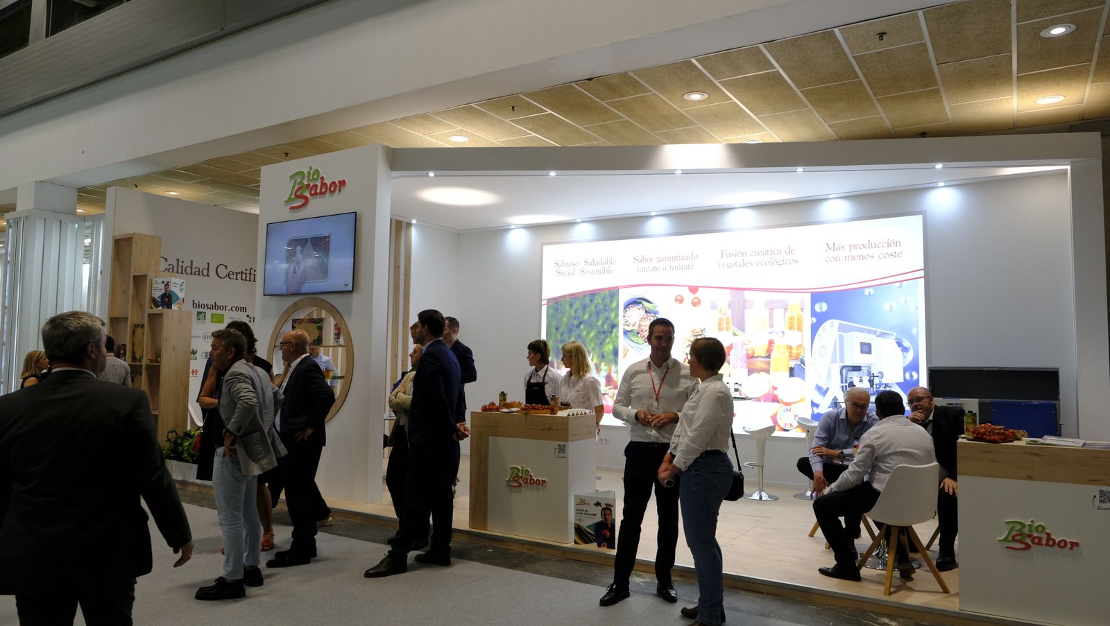 Imágenes del primer día de Fruit Attraction en Madrid