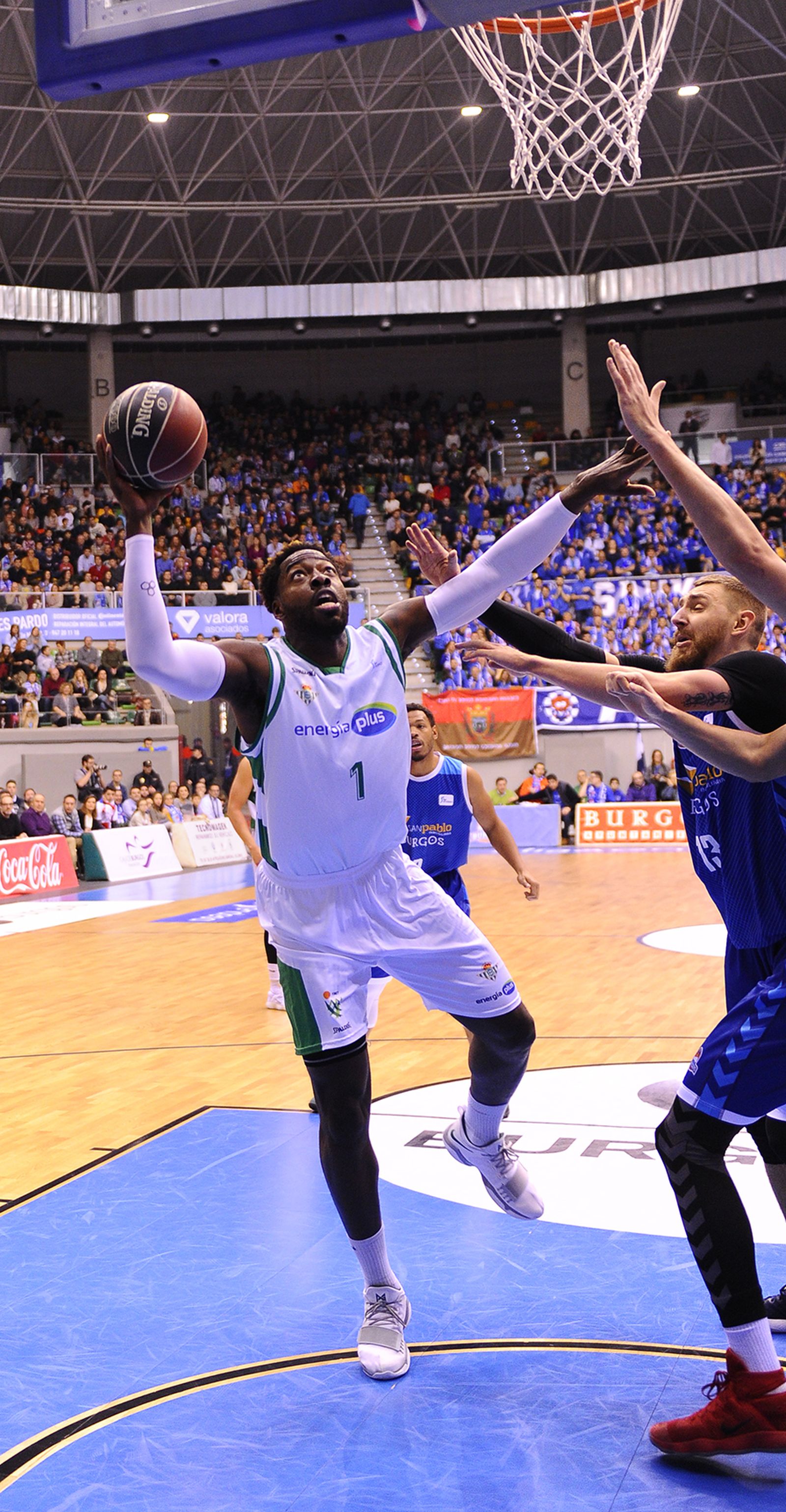 Las imágenes del San Pablo Burgos-Betis Energía Plus