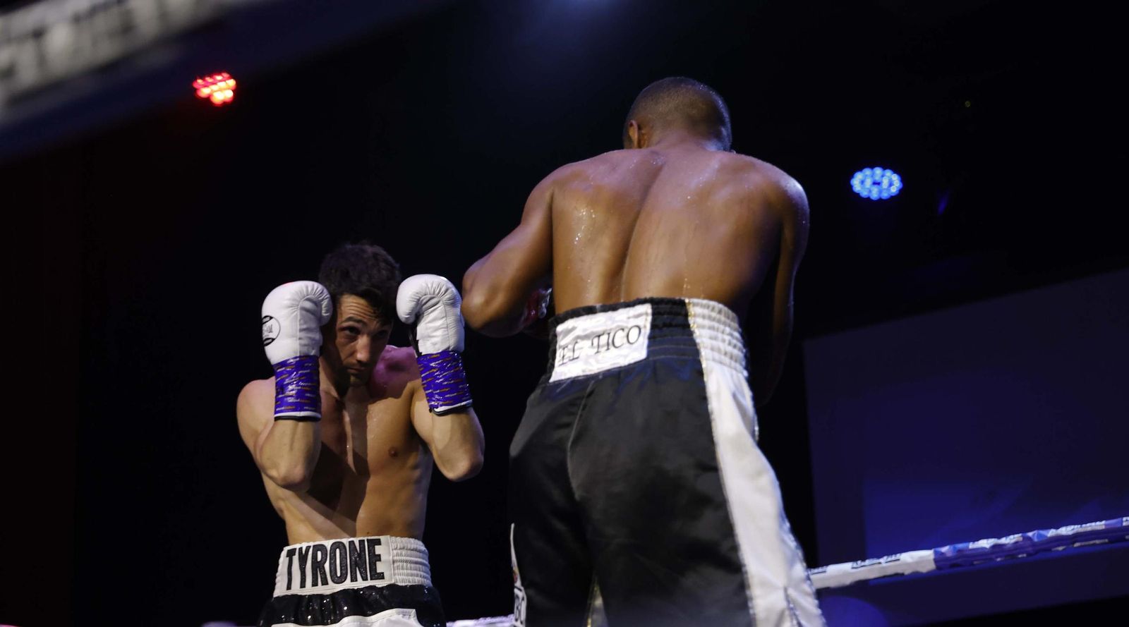 Las fotos de la VIII Fight Night de boxeo del Don Príncipe en San Roque