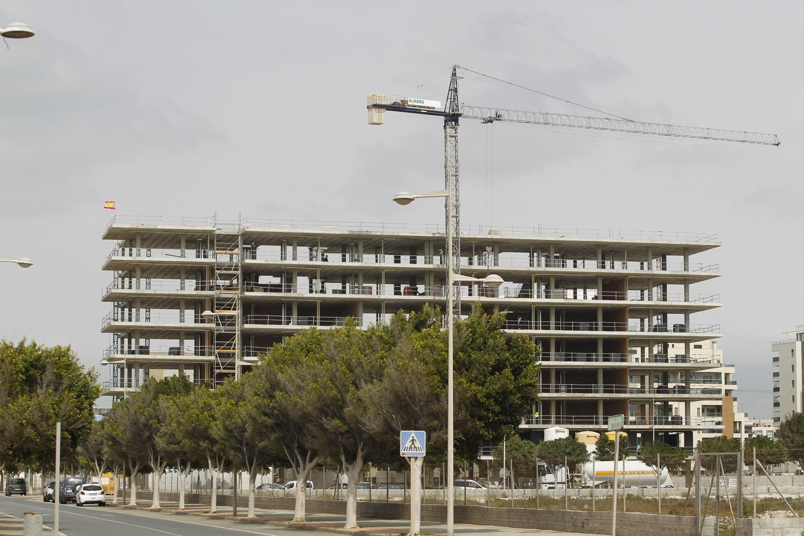 Fotogalería coronavirus a pie de obra en Almería