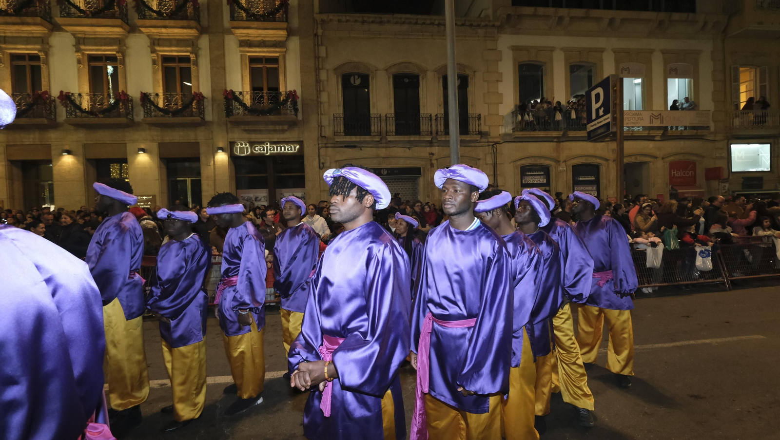 Imágenes de la Cabalgata de los Reyes Magos en Almería