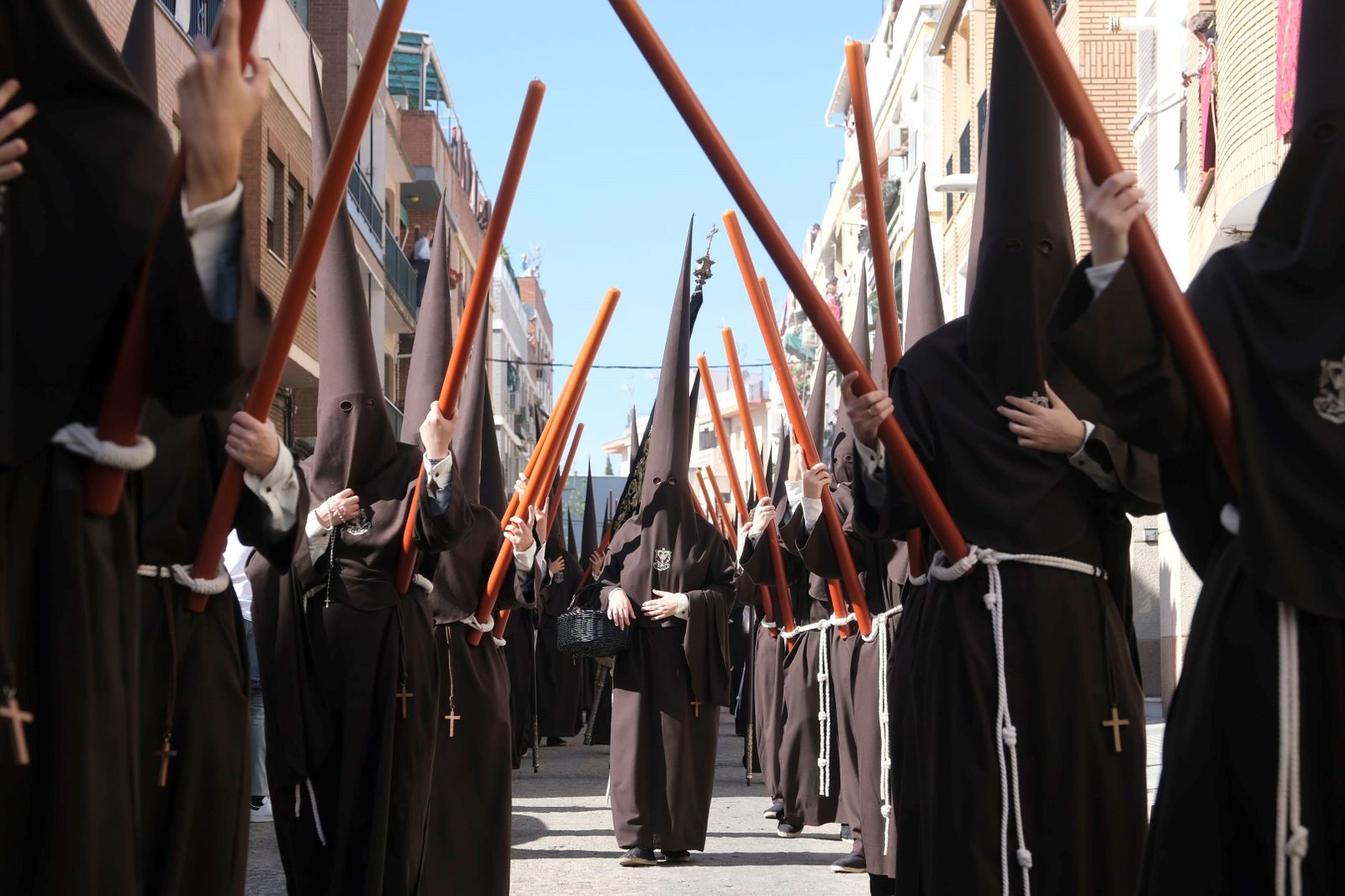 Viernes Santo en Córdoba: la procesión de La Soledad, en imágenes