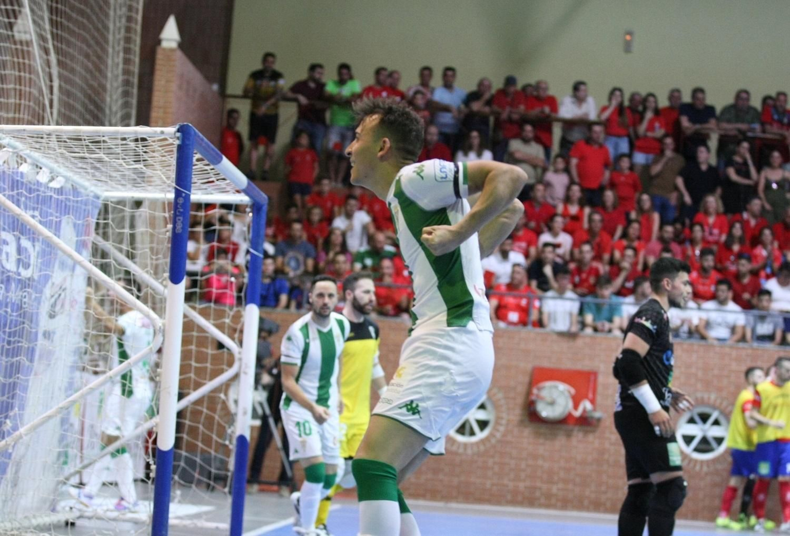 Las fotos del ascenso del Córdoba CF Futsal en Mengíbar