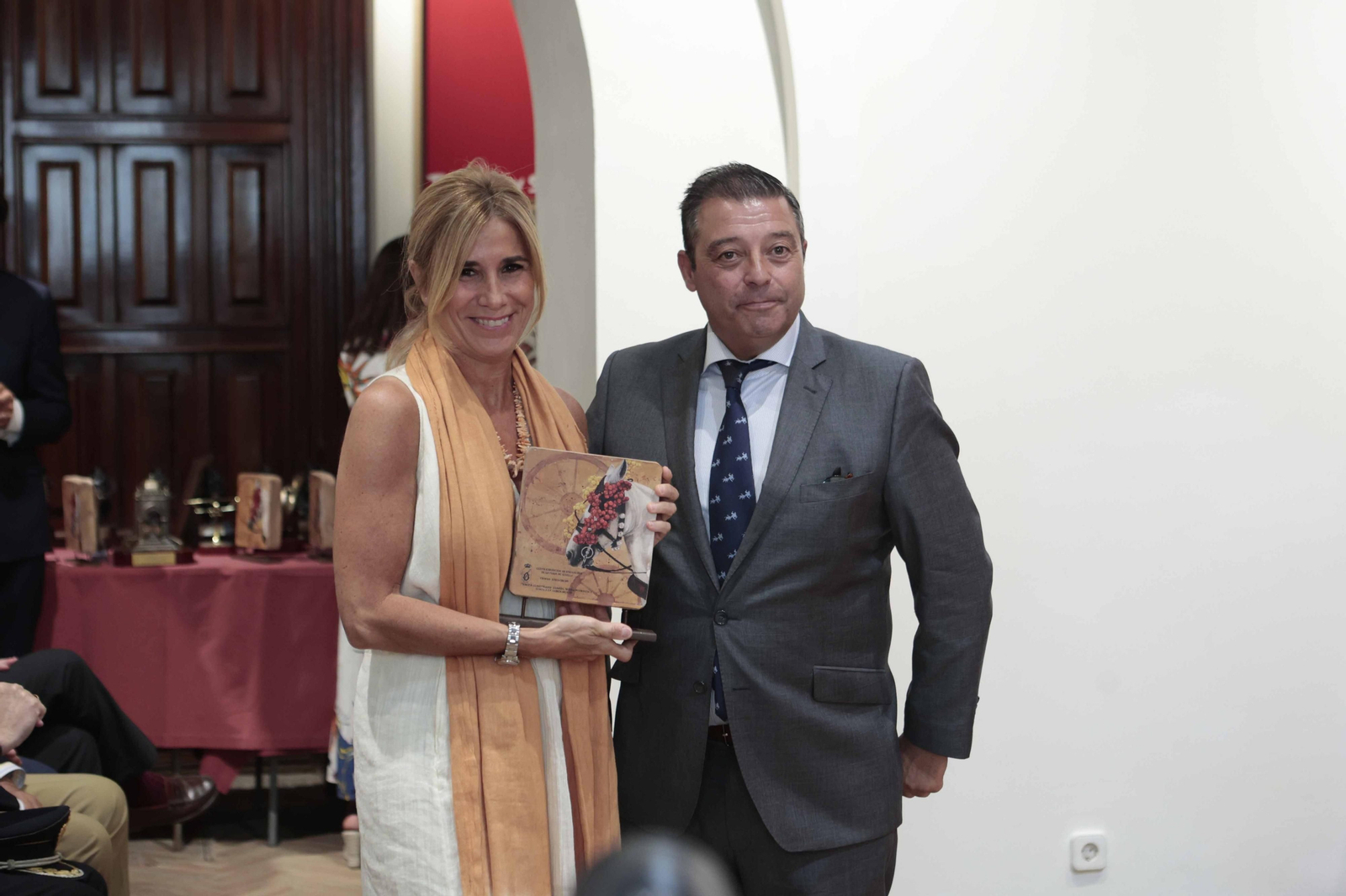 La entrega de Trofeos de la XXVII Exhibición de Enganches de la Feria de Sevilla, todas las fotos