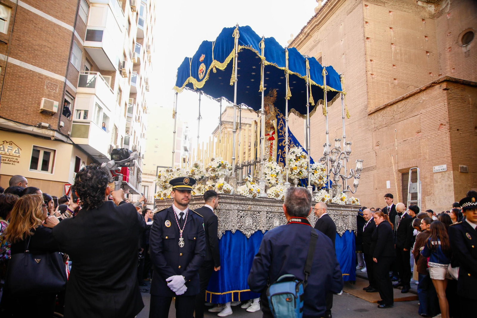 Amor en la Semana Santa de Almería 2025