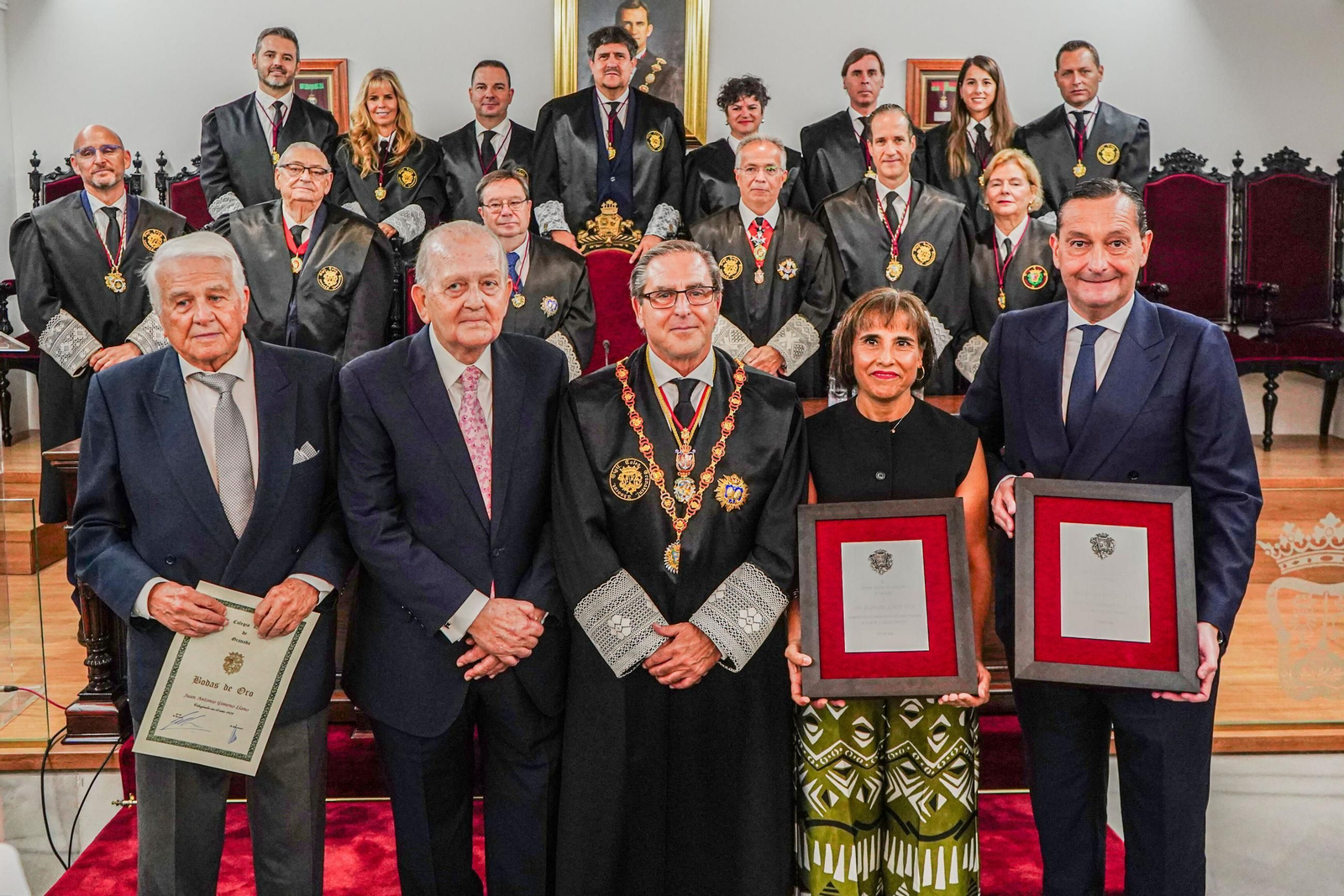 Todas las imágenes de la entrega de los Botones de Oro y Plata de la Abogacía de Granada