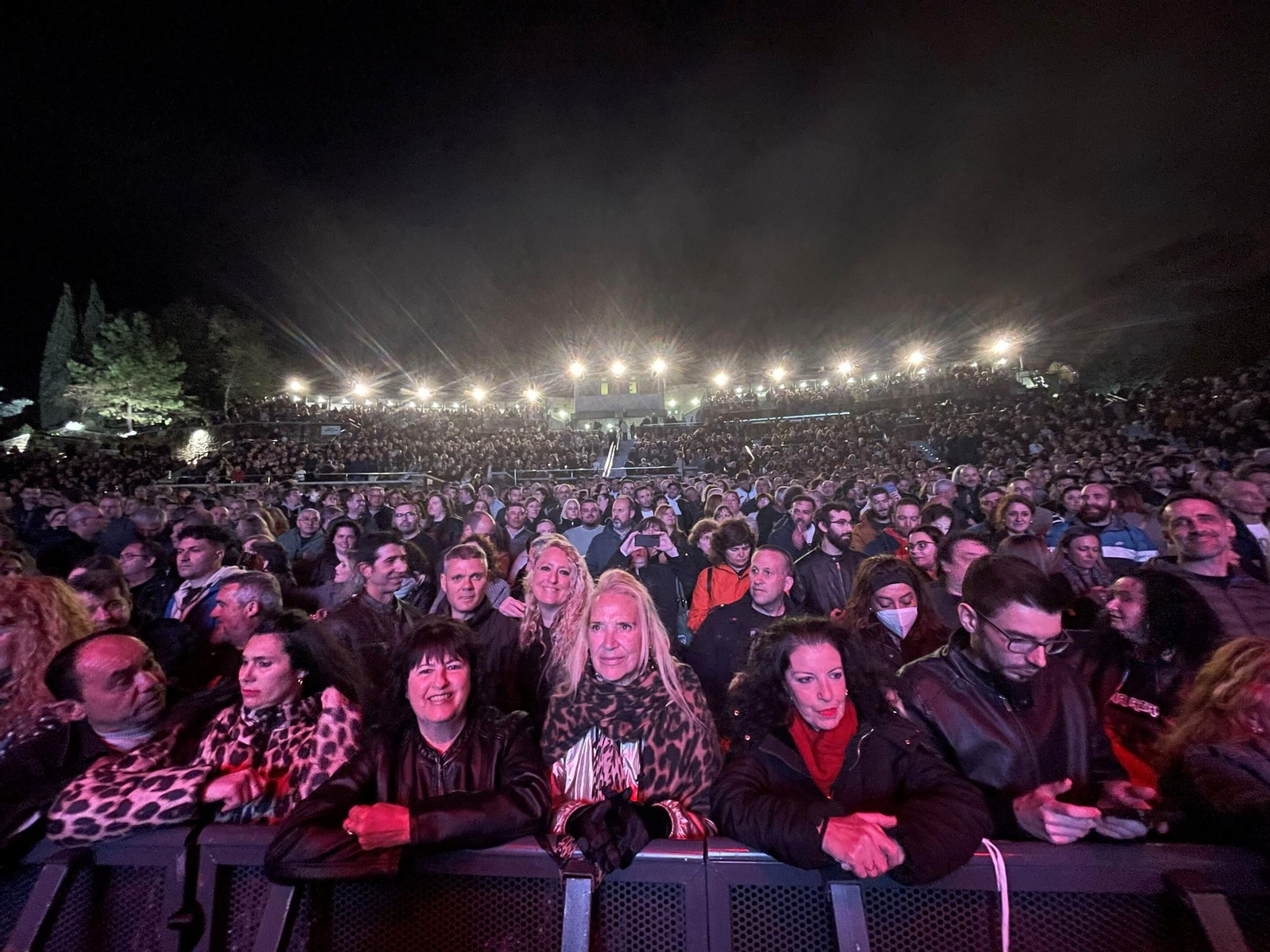 Las mejores imágenes del concierto de despedida de Medina Azahara en Córdoba