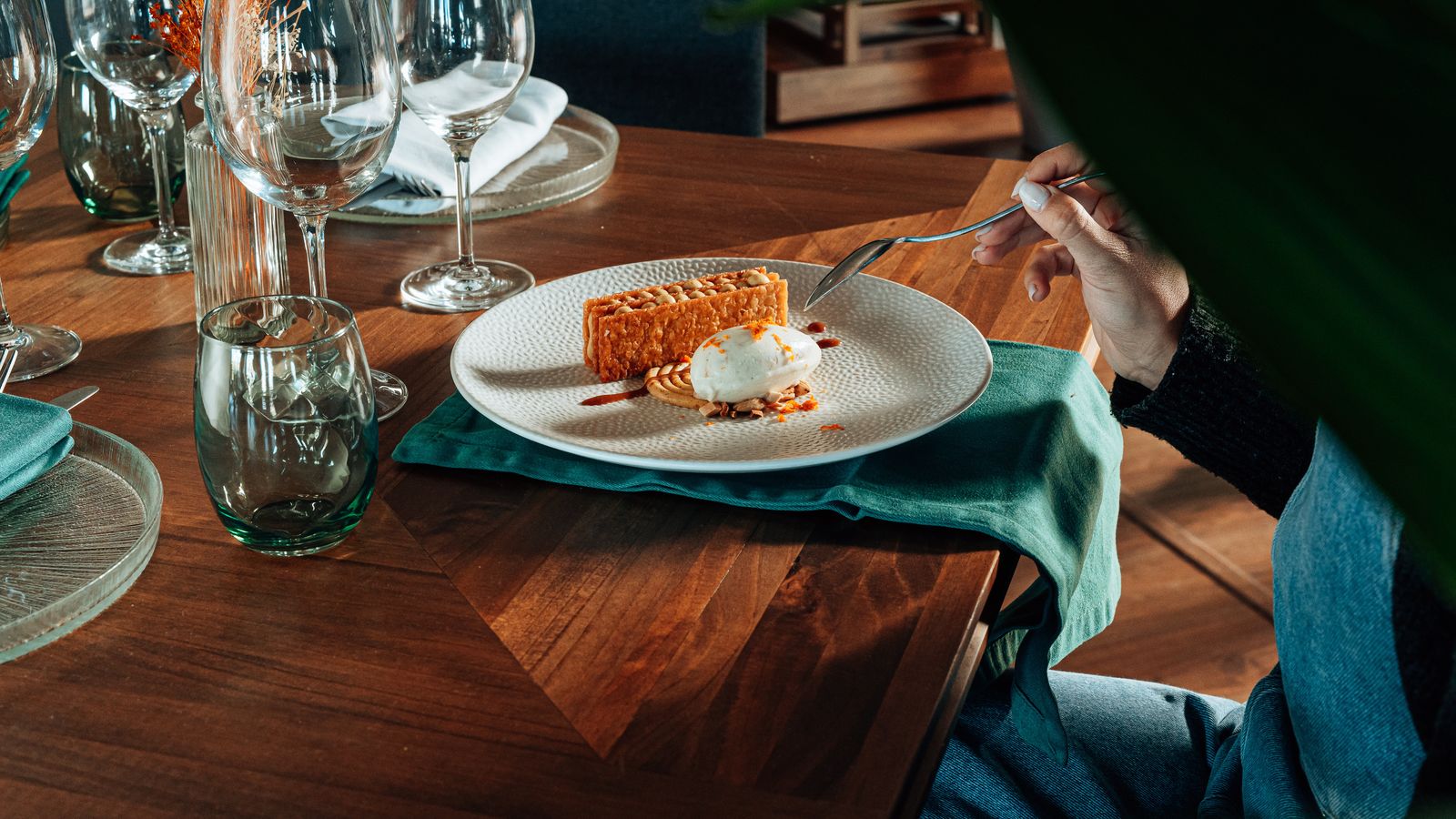 Otro plato en Ménade.