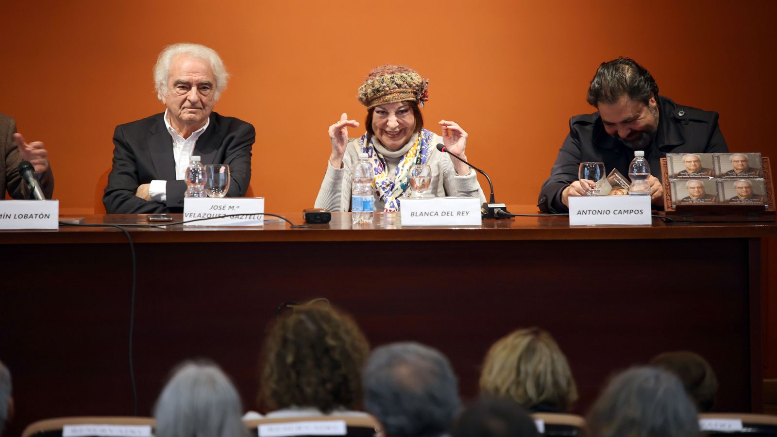 Disco homenaje a José María Velázquez-Gaztelu