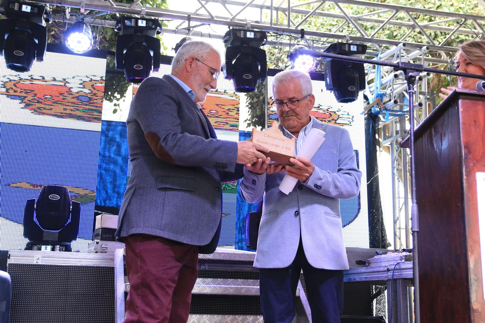 Pregón y coronación de reinas y damas de honor en las fiestas de Canjáyar