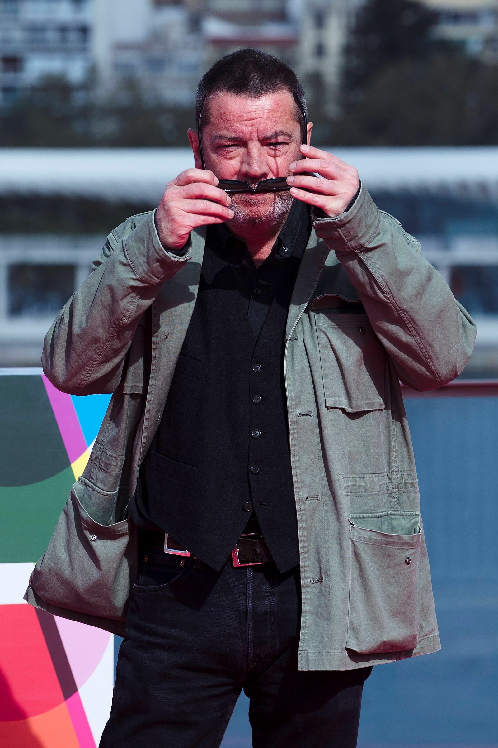 Enrique Urbizu (Bilbao, 1962), este lunes, en su posado ante los medios.