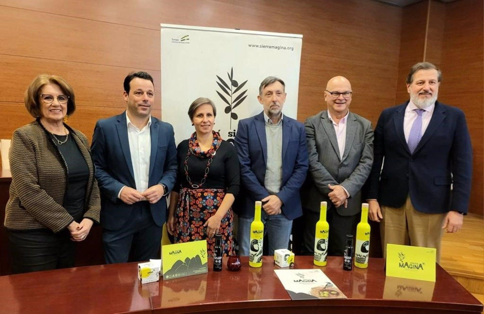 Anuncio de los Premios Alcuza 2024.